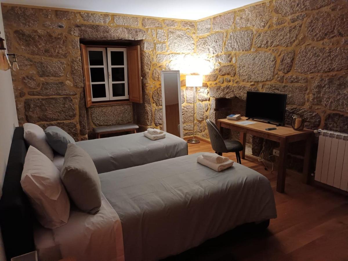 Casa De Ferrapilhe Villa Paranhos  Exteriör bild