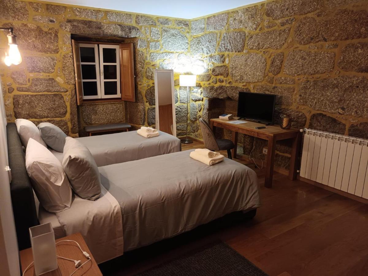 Casa De Ferrapilhe Villa Paranhos  Exteriör bild